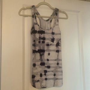 Lululemon Tank, Size 6
